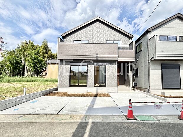 暮らしやすさと居心地の良さにこだわったシンプルで飽きのこないデザイン !