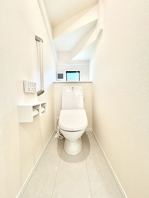 トイレは1階と2階それぞれに配置されていてとても便利です。
