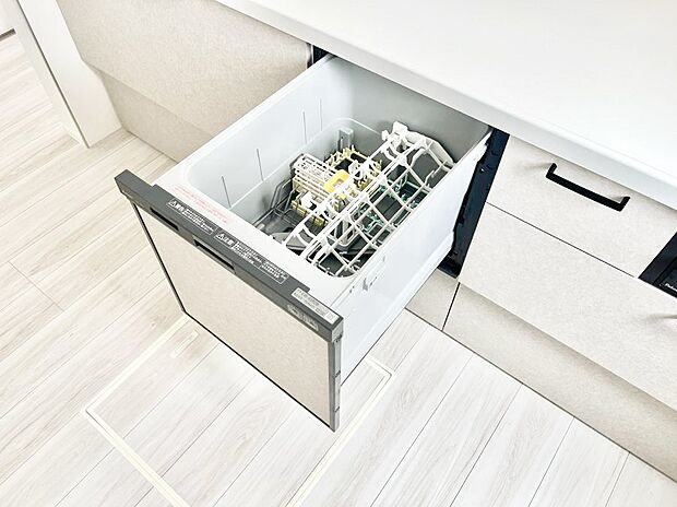 面倒なお片づけは食洗機にお任せ!家事の負担が減って、時間にも気持ちにもゆとりができます。