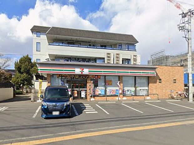 コンビニ 300m セブン-イレブン 埼玉大井中央店