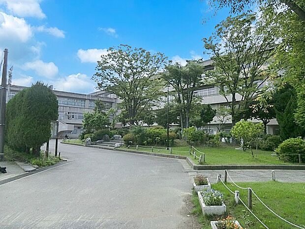 中学校 1250m 蕨市立第二中学校