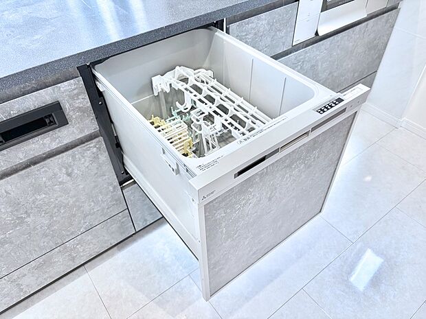 面倒なお片づけは食洗機にお任せ!家事の負担が減って、時間にも気持ちにもゆとりができます。