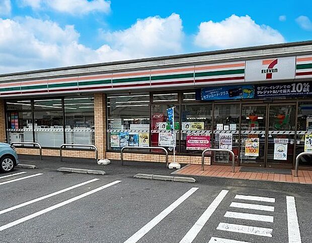 コンビニ 103m セブン-イレブン 浦和木崎2丁目店