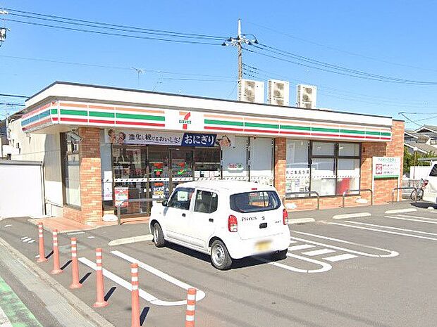 コンビニ 500m セブン-イレブン 久喜青葉4丁目店