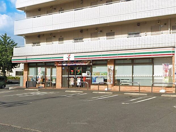 コンビニ 750m セブン-イレブン 松戸日暮6丁目店