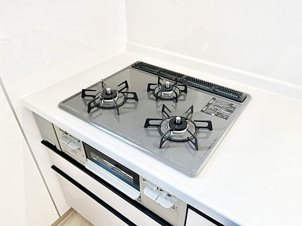 三口ガスコンロでお料理が一気にはかどりそう。