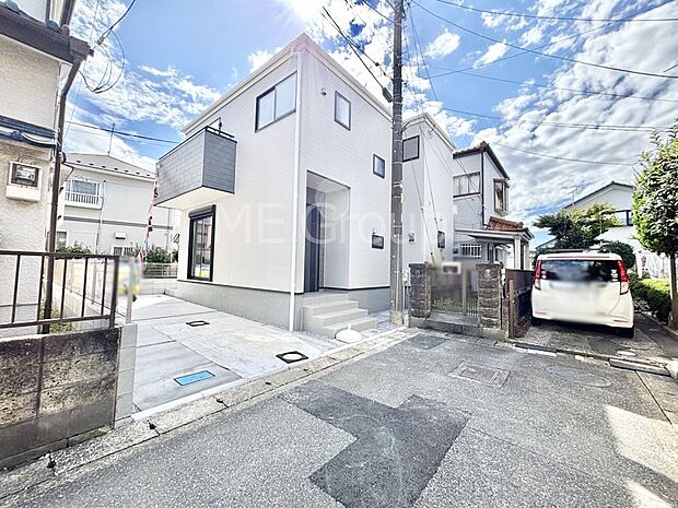 前面道路はきちんと整備されています
