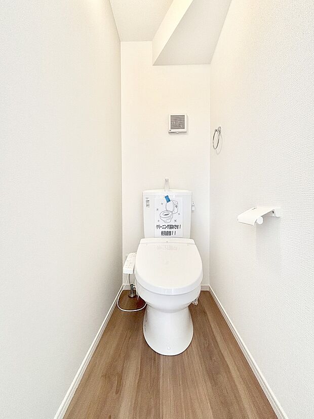 トイレは安心の2箇所!朝のバタバタも一安心です。