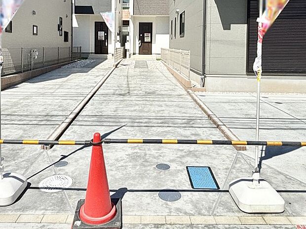 駐車2台可能！急なお客様の駐車に。また、ご家族の自転車スペースとしても大活躍。