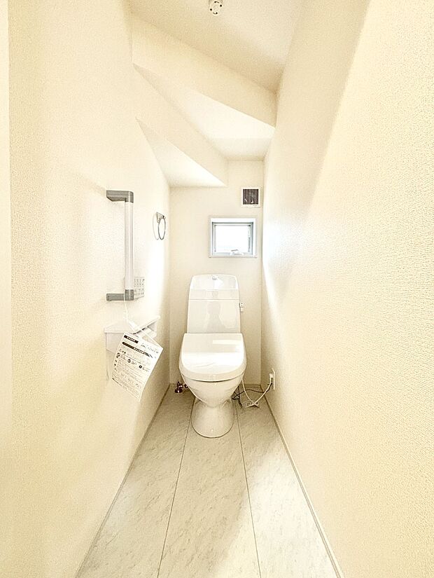 トイレは1階と2階それぞれに配置されていてとても便利です。