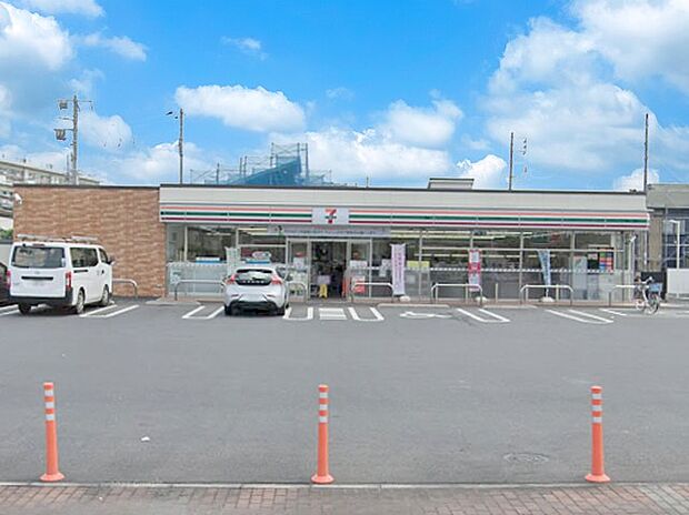 コンビニ 600m セブンイレブン越谷大竹店