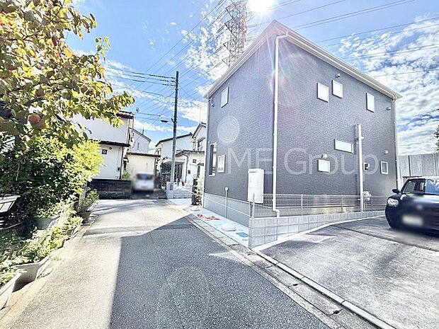 前面道路はきちんと整備されています