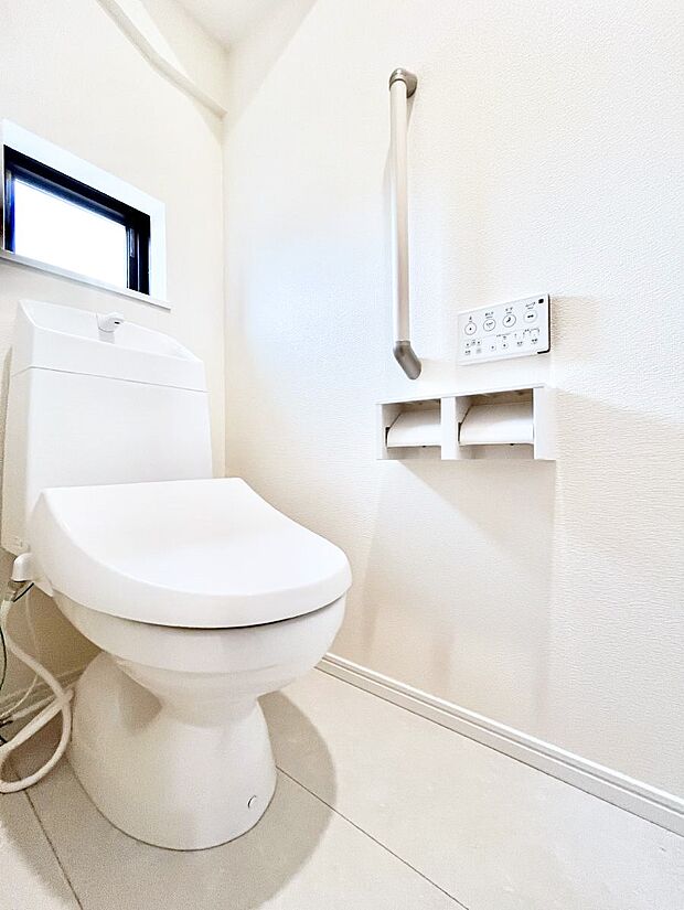 トイレは1階と2階それぞれに配置されていてとても便利です。