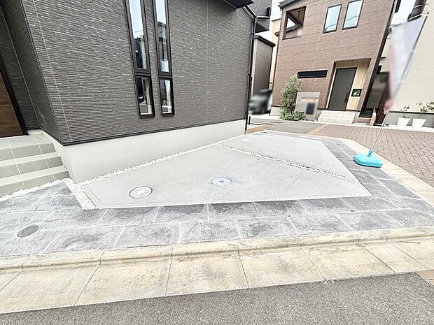 生活に欠かせない駐車スペースが2台分あります。