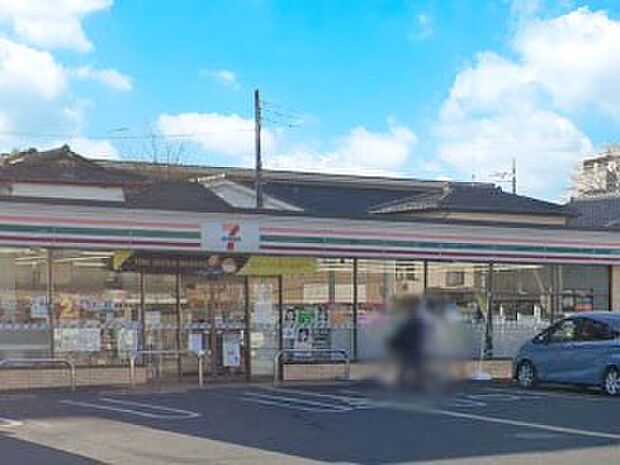 コンビニ 240m セブン-イレブン 三芳藤久保東店