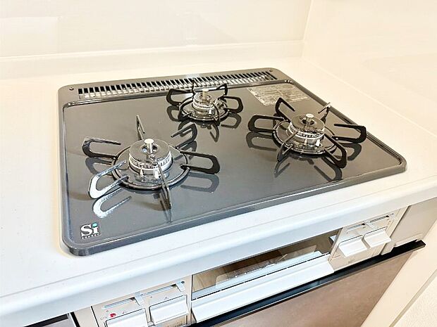 三口ガスコンロでお料理が一気にはかどりそう  