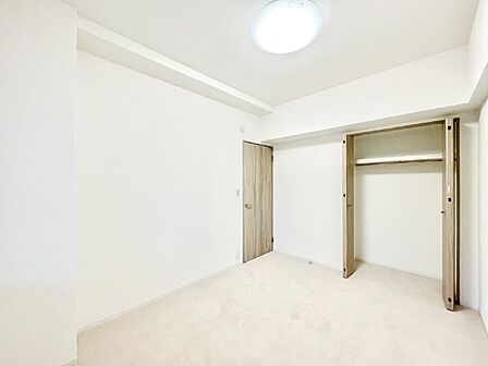 内装 部屋ごとに設けた収納は住みやすさへのこだわり