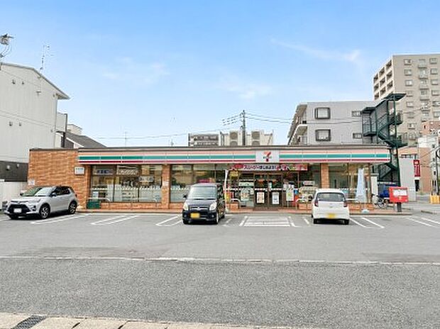 コンビニ 700m セブン-イレブン 南柏駅東口店