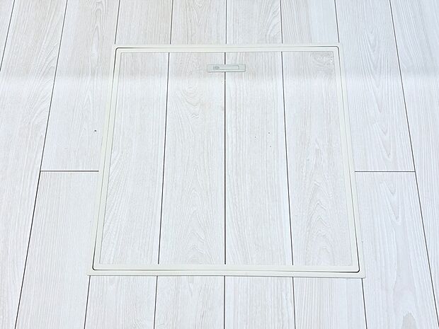 床下収納付き!日用品・非常用品の収納にも大活躍。