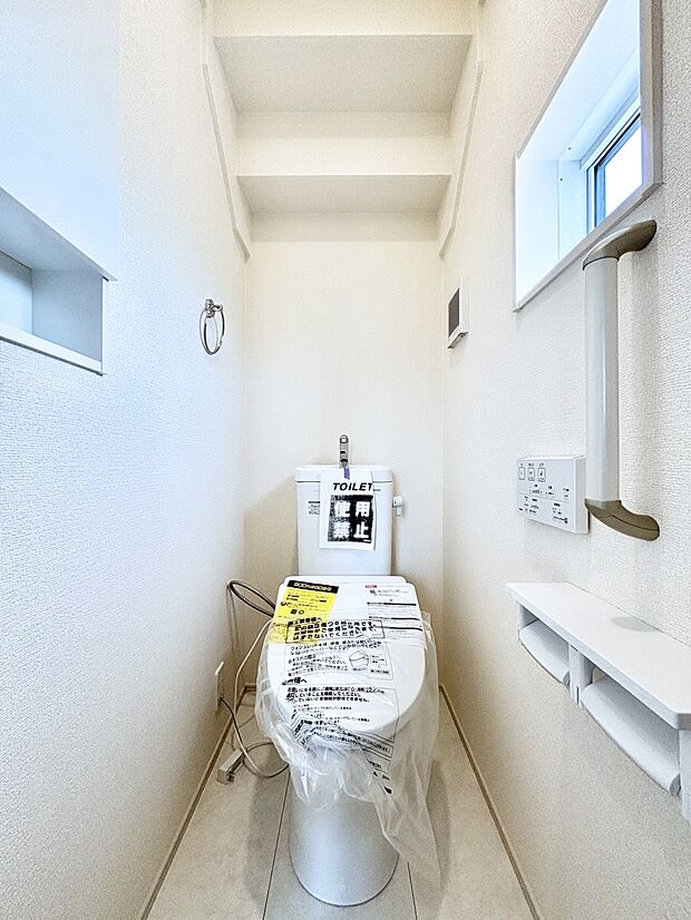 ウォシュレット付きトイレが1階と2階それぞれに配置されていてとても便利です。 