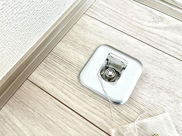 ガスコンセントがあれば足元からすぐに温まるガスファンヒーターを設置できます!