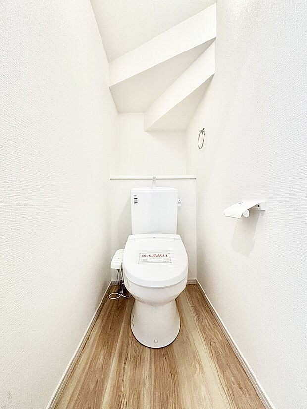 トイレは安心の2箇所!朝のバタバタも一安心です。