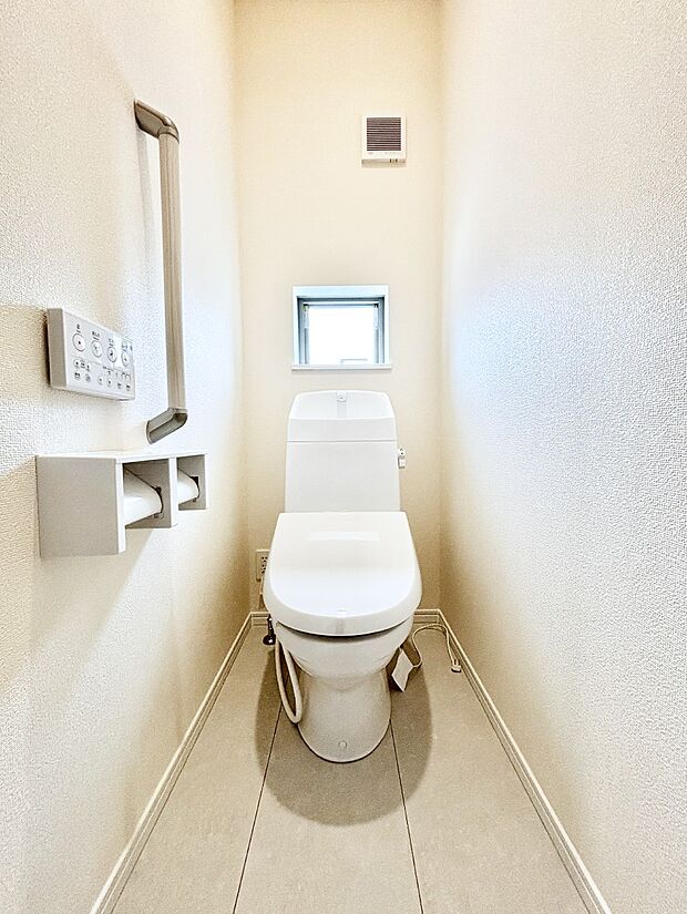 トイレは1階と2階それぞれに配置されていてとても便利です。