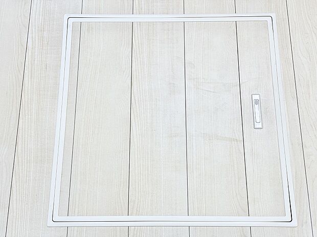 床下収納付き!日用品・非常用品の収納にも大活躍。