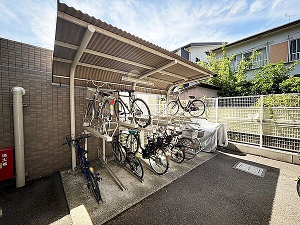 自転車置き場（空き状況は都度ご確認ください）