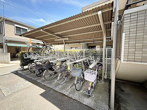 自転車置き場（空き状況は都度ご確認ください）