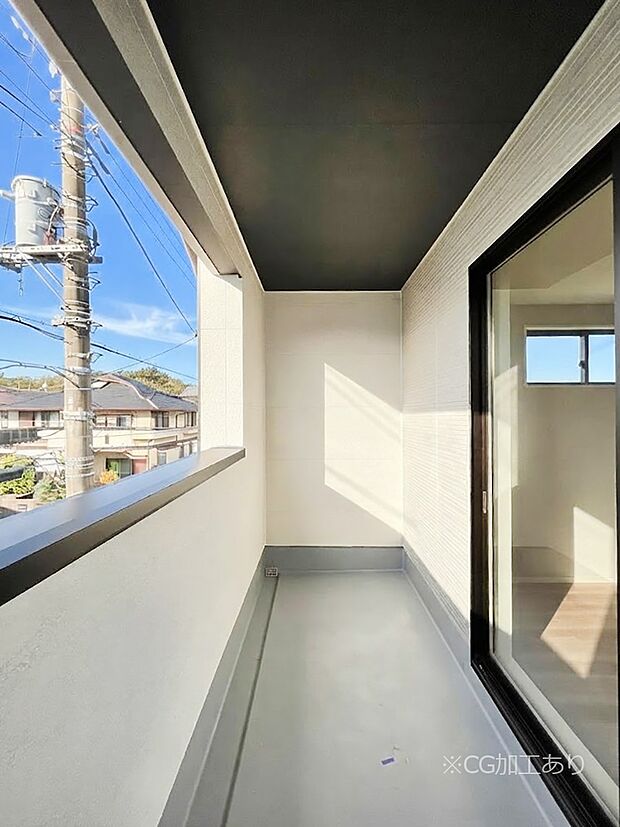 上部に屋根がかかっているので急な雨の時にも安心です。 