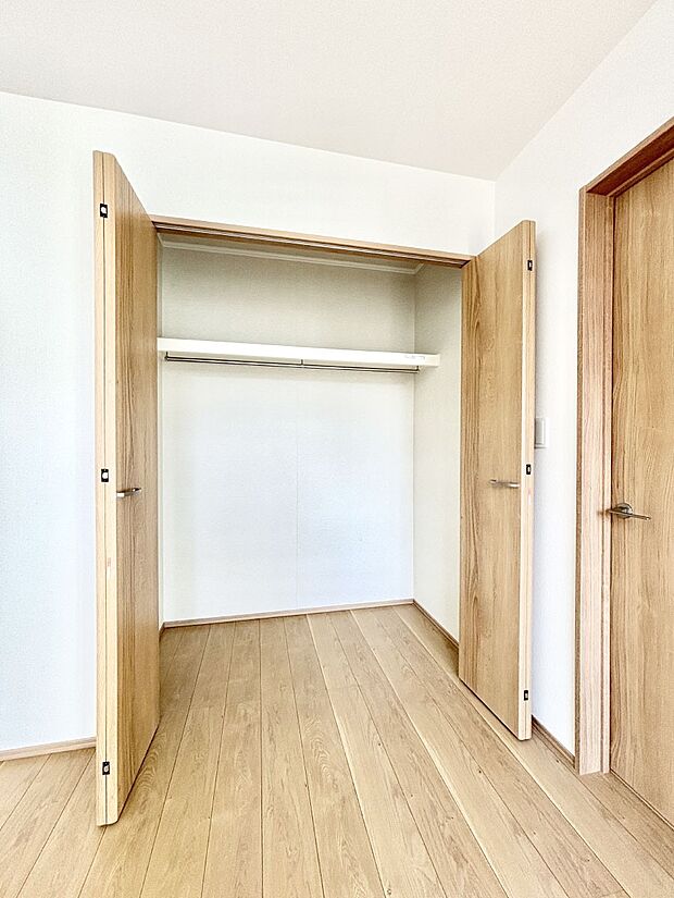 たっぷりの収納スペースで快適に暮らせそう