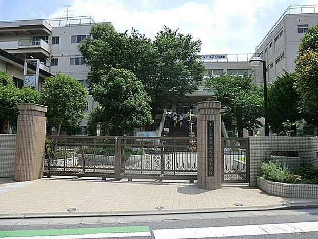 中学校 1100m さいたま市立上大久保中学校