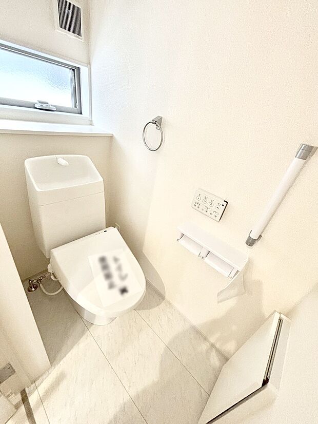 トイレは1階と2階それぞれに配置されていてとても便利です。