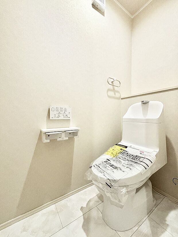 ウォシュレット付きトイレが1階と2階それぞれに配置されていてとても便利です。 