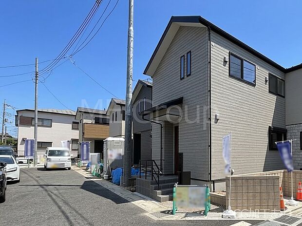 見通しの良さとともに、街並みに開放感を与えてくれます。