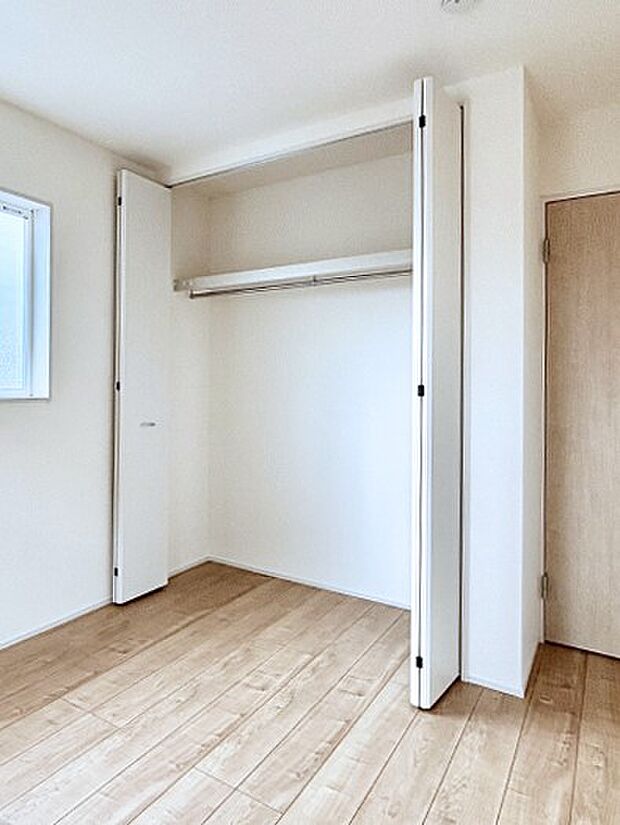 子供部屋にもおすすめな収納スペースたっぷりの居室