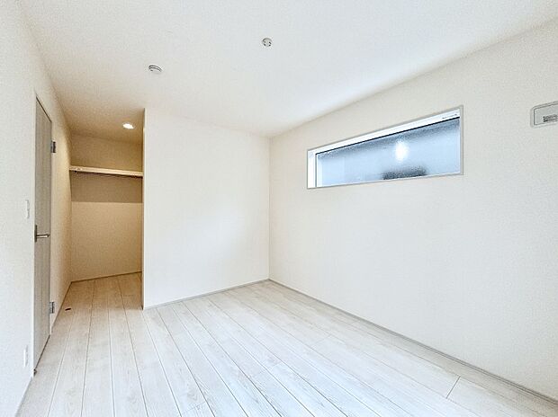 収納が充実しているので、居住スペースを広く使えます。