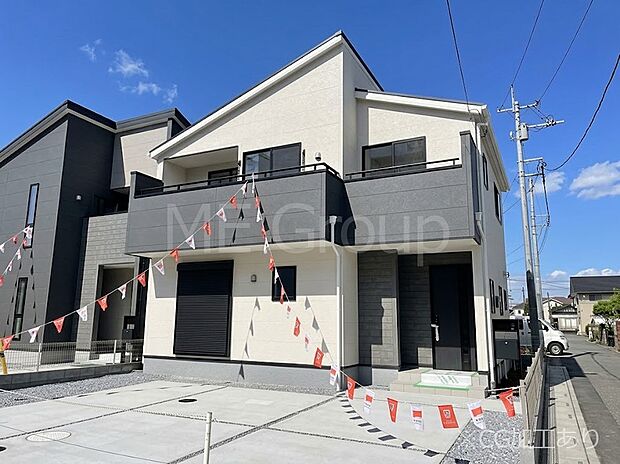 たっぷりの陽光と開放感に包まれる明るい住まい