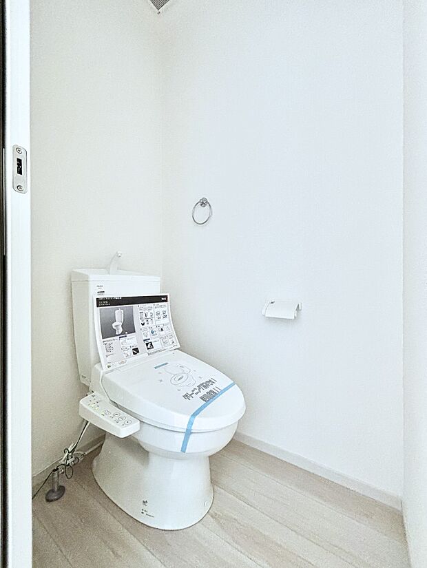 ウォシュレット付きトイレが1階と2階それぞれに配置されていてとても便利です。