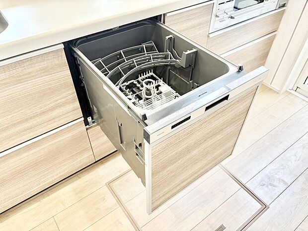 面倒なお片づけは食洗機にお任せ!家事の負担が減って、時間にも気持ちにもゆとりができます。