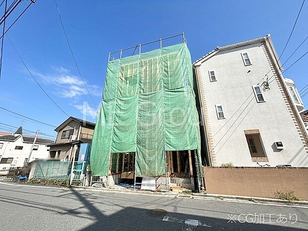 たっぷりの陽光と開放感に包まれる明るい住まい
