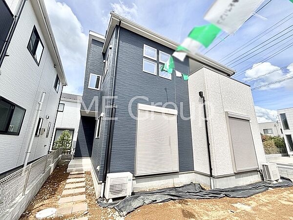 堂々完成！たっぷりの陽光と開放感に包まれる明るい住まい。