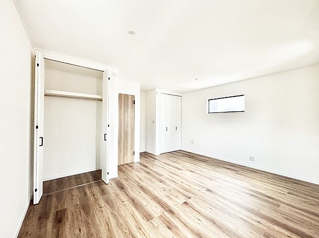 将来は2部屋にすることもできますね。お年頃になったら夢の個室にチェンジ！