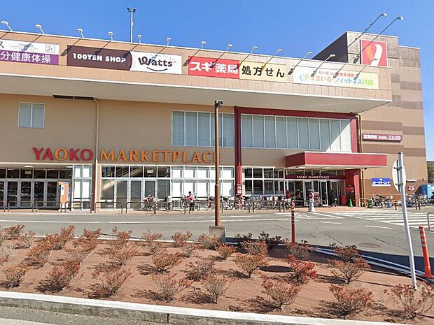 スーパー 1300m ヤオコー 川越藤間店