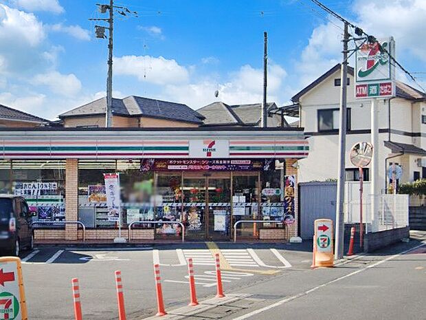 コンビニ 129m セブン-イレブン 鴻巣宮前原店