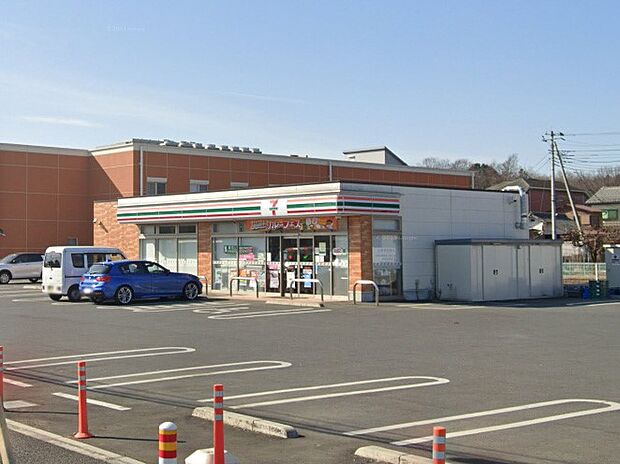 コンビニ 300m セブン-イレブン 川越笠幡さつき通り店