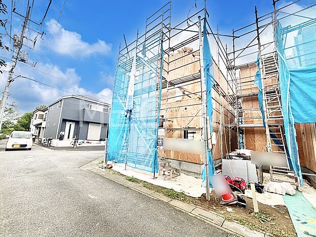 溢れる陽光でご家族の笑顔も輝く