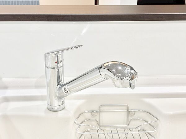 いつでも清潔なおいしいお水を。一つの水栓で水道水と浄水を使い分け。