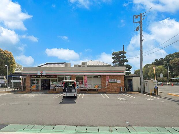 コンビニ 145m セブン-イレブン 松戸栗ヶ沢店
